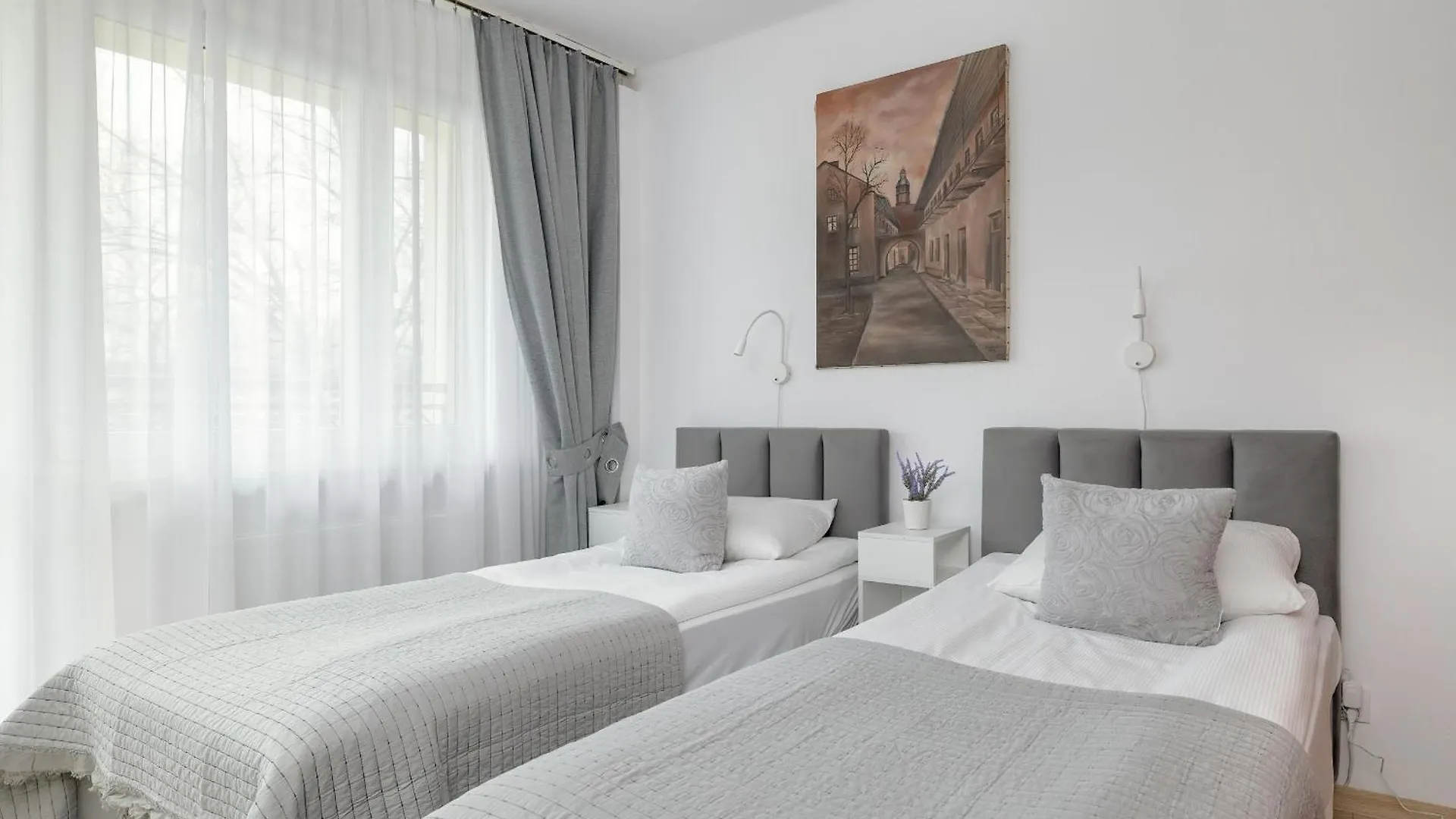 Comfortable Apartment With Balcony In Krakow By Rent Like Home