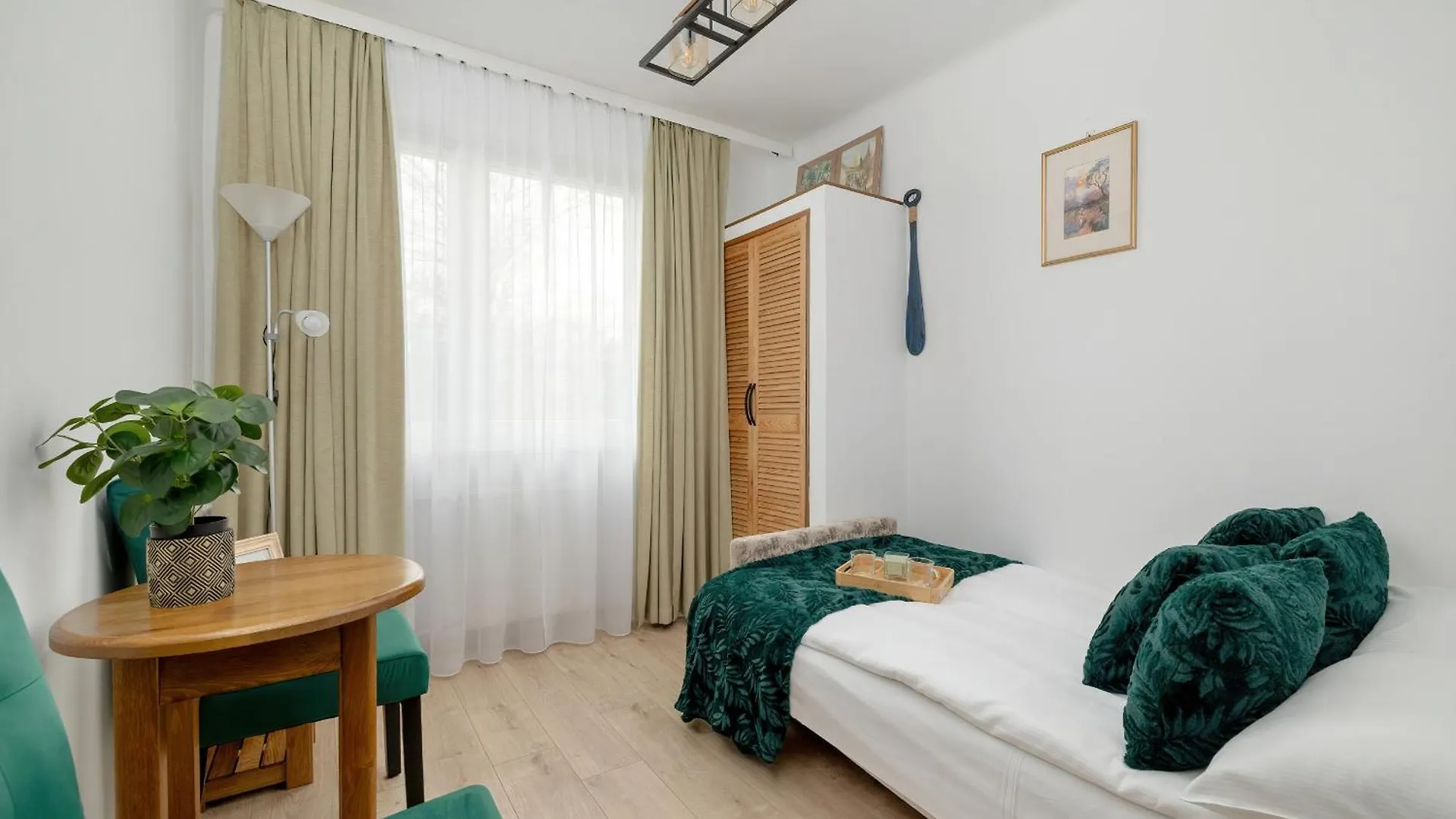 Comfortable Apartment With Balcony In Krakow By Rent Like Home 0*,